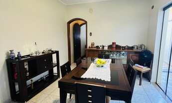 Imagem 4: Casa para venda com 3 dormitórios, sendo 1 suite, Parque das Flores - Taubaté - São Paulo