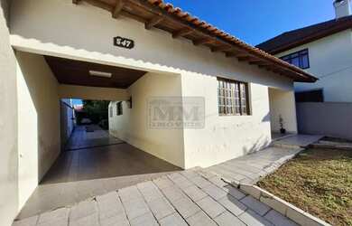 Imagem 3: Casa com 2 dormitórios à venda com 453.3m² por R$ 700.000,00 no bairro Centro - PINHAIS