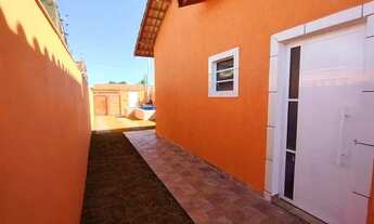 Imagem 3: Itanhaém SP, Casa com Piscina, 2 quartos sendo 1 suíte, cozinha, banheiro, 6 vagas garagem