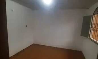 Imagem 3: Aluga-se casa R$ 450,00, incluso água e energia