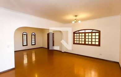 Imagem 7: Casa para Aluguel - Chácara Agrindus, 3 Quartos, 302 m2