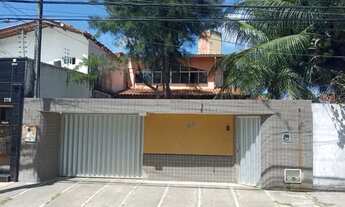 Imagem: Casa com 5 dormitórios à venda, 198 m²