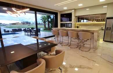 Imagem 6: Casa de condomínio para venda tem 579 metros quadrados com 5 quartos em Centro - Xangri-Lá