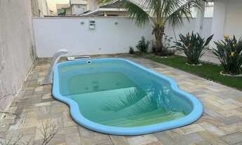 Imagem 4: Sobradão com 4 Dormitórios + Piscina e Área Gourmet [Pintado e Reformado recentemente