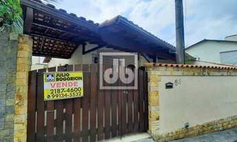 Imagem: Casa - Freguesia - Condomínio - Vazia