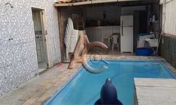 Imagem: Excelente casa de três quartos com piscina