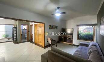 Imagem 2: Sobrado com 3 dormitórios para alugar, 250 m² - Campos Do Conde - Tremembé/SP