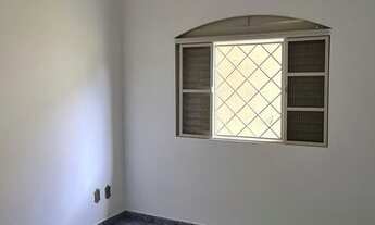 Imagem 7: Casa com 3 dormitórios para alugar, 100 m² por R$ 1.500/mês - Costa Rios - Pouso Alegre/MG