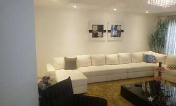 Imagem 4: Sobrado para venda tem 180 metros quadrados com 4 quartos