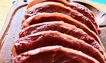 Imagem 2: Casa de Praia com Piscina e AR Condicionado