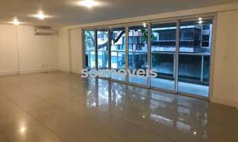 Imagem 2: 4 suites na quadra da praia do Leblon!