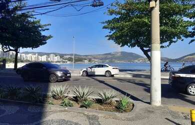 Imagem 2: Apartamento com 3Quartos, banheiro social, icarai praia.