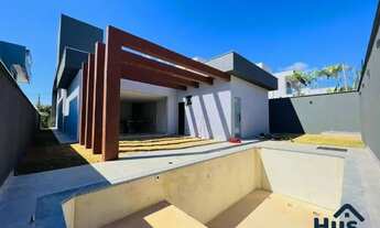 Imagem: Casa de Luxo com 3 Quartos, 3 Suítes com