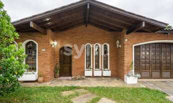 Imagem: CURITIBA - Casa Padrão - Vista Alegre