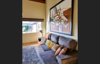 Imagem 6: Casa de condomínio sobrado para venda tem 550 metros quadrados com 4 quartos