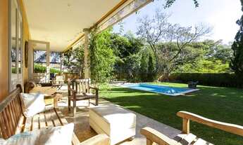 Imagem 7: Casa sofisticada com projeto de Bi Crisóstomo