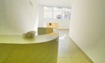 Imagem 2: Prédio comercial com 1° e 2° andares para alugar na rua Guarani com entrada individual