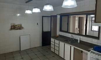 Imagem 6: Apartamento para venda tem 214 metros quadrados com 3 quartos