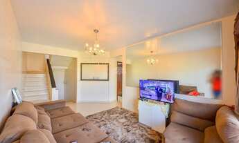 Imagem 2: Apolar Imóveis vende lindo Triplex, localizado bairro no Sitio Cercado