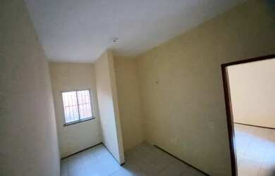 Imagem 4: Aluga-se casa imperdível na Maraponga- c/2 suítes e perto do Shopping Parangaba