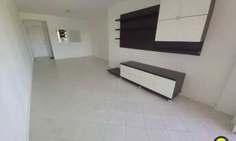 Imagem 3: Apartamento com 3 quartos, sendo 1 suíte e 2 vagas no João Paulo - Florianópolis