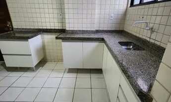 Imagem 6: Manaíra - Alugo amplo apartamento com 100m2, 3/4, sendo 2 suítes, DCE completa