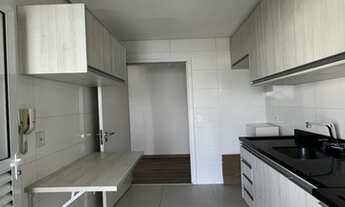 Imagem 5: Apartamento 65m² 2 Dormitorios, Sendo 1 Suite, 2 Banheiros, Sala Ampla, e 2 Vagas de Garag