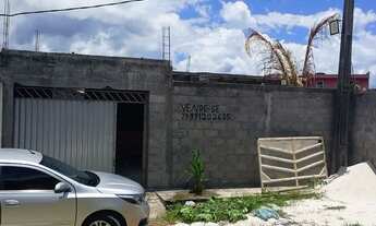 Imagem 2: Casa de laje toda murada em fase de acabamento