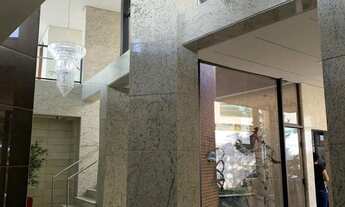 Imagem 3: Apartamento para venda possui 220 metros quadrados com 4 quartos