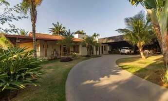 Imagem: Casa de 4 quartos com 2 suítes