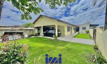 Imagem 1: Casa com ponto comercial montado em Matinhos