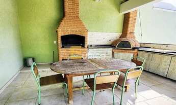 Imagem 7: Casa em Condomínio Frente