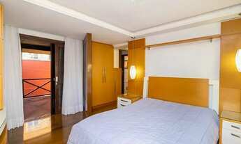 Imagem 3: Casa à venda com 3 quartos em Santa Felicidade em Curitiba