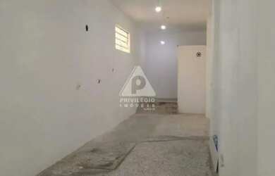 Imagem: Loja de rua à venda no Catete!