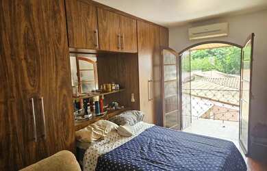 Imagem 6: Sobrado para venda possui 284 metros quadrados com 5 quartos