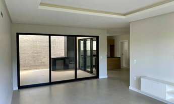 Imagem 3: Sobrado para venda com 216 metros quadrados com 3 quartos em João Paulo - Florianópolis