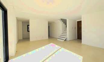 Imagem 7: Sobrado em condomínio de alto padrão para venda e aluguel no bairro Laranjal, Pelotas RS