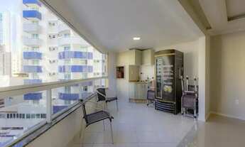 Imagem 2: Lindo Apartamento com 109 m² Churrasqueira Carvão no Centro de Balneário Camboriú