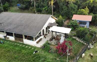 Imagem 2: Chácara Almirante Tamandaré, casa 226m², 22.164m², 20 min Santa Felicidade