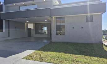 Imagem 2: Imóvel para venda possui 184 metros quadrados com 3 quartos em Ponta Negra - Manaus - A