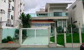 Imagem: Casa no bairro Campinas, em São José