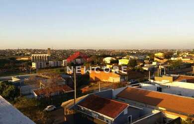 Imagem 2: Sobrado em Avenida Waldemar Guimarães Ferreira - Vila Industrial - Bauru/SP
