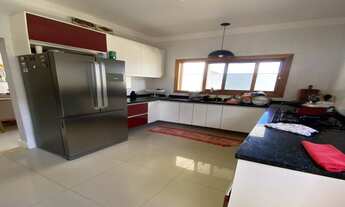 Imagem 2: Casa com Piscina Jardim dos Jequitibas