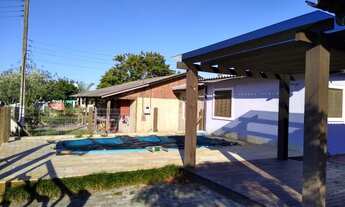 Imagem 5: Casa com piscina de esquina