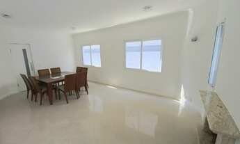 Imagem 2: Casa de condomínio para venda com 300 metros quadrados com 4 quartos