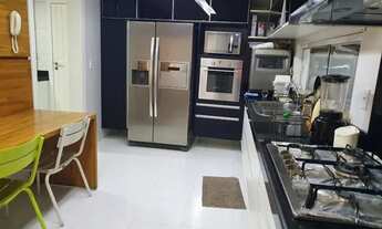 Imagem 4: Elegantíssima mansão no Alphaville litoral norte 1 com 992m2 e 560m2 de área construída