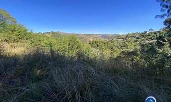 Imagem 2: Terreno em condomínio de 1462m² em declive no Jd do Embaixador em Campos do Jordão