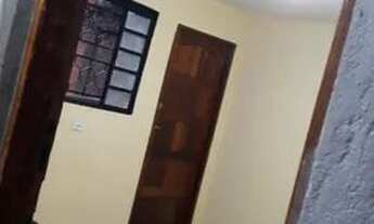 Imagem 6: Casa para venda possui 100 metros quadrados com 4 quartos!! Com terreno de 240 m2