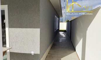 Imagem 3: Casa Linear com 3 Quartos (1 Suíte), Espaço Gourmet e Quintal Gramado, em Jardim Atlantico