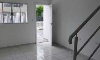 Imagem 1: Sobrado à venda no Village Cajuru, em Sorocaba-SP